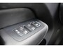 Volvo XC60 T6 Recharge AWD Ultimate Dark - Luchtvering - Panorama/schuifdak - IntelliSafe Assist & Surround - 360º Camera - Bowers & Wilkins audio - Verwarmde voorstoelen, stuur & achterbank - Parkeersensoren voor & achter - Elektr. bedienb. voorstoelen met geheugen - Draadloze tel. lader - Head up display - Elektr. inklapbare trekhaak - 20' LMV