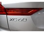 Volvo XC60 T6 Recharge AWD Ultimate Dark - Luchtvering - Panorama/schuifdak - IntelliSafe Assist & Surround - 360º Camera - Bowers & Wilkins audio - Verwarmde voorstoelen, stuur & achterbank - Parkeersensoren voor & achter - Elektr. bedienb. voorstoelen met geheugen - Draadloze tel. lader - Head up display - Elektr. inklapbare trekhaak - 20' LMV
