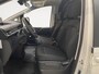Hyundai Staria 1.6 HYBRID | AUTOMAAT | 3 PERS. | RIJKLAAR NU € 26.000,- EX. BTW/BPM