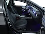 Mercedes-Benz A-klasse 250 e AMG Plug-In Hybride | Panorama Schuif/Kanteldak | Sfeerverlichting | Distronic | Burmester® | Multibeam Koplampen | Multi-spaaks LM velgen | Premium Pack Inclusief 24 maanden MB Certified garantie voor Europa.
