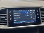 Peugeot 308 SW 1.2 PURE TECH BLUE LEASE GT PANORAMADAK NAVIGATIE CRUISE CONTROL APPLE CARPLAY/ANDROID BLUETOOTH TELEFOON DODEHOEKSENSOREN MEDIA VOORBEREIDING ACHTERUITRIJCAMERA PDC ZEER MOOI !! Brgl