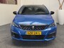 Peugeot 308 SW 1.2 PURE TECH BLUE LEASE GT PANORAMADAK NAVIGATIE CRUISE CONTROL APPLE CARPLAY/ANDROID BLUETOOTH TELEFOON DODEHOEKSENSOREN MEDIA VOORBEREIDING ACHTERUITRIJCAMERA PDC ZEER MOOI !! Brgl