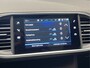 Peugeot 308 SW 1.2 PURE TECH BLUE LEASE GT PANORAMADAK NAVIGATIE CRUISE CONTROL APPLE CARPLAY/ANDROID BLUETOOTH TELEFOON DODEHOEKSENSOREN MEDIA VOORBEREIDING ACHTERUITRIJCAMERA PDC ZEER MOOI !! Brgl