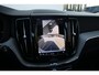 Volvo XC60 T6 350PK Plug-in hybrid AWD Ultra Dark | Adaptive Cruise & Pilot Assist | Premium Harman/Kardon Audio | 360 Camera | Trekhaak | Stoel & Stuurverwarming | Head-Up Display | 20" Velgen | 4Season banden |