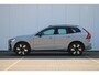Volvo XC60 T6 350PK Plug-in hybrid AWD Ultra Dark | Adaptive Cruise & Pilot Assist | Premium Harman/Kardon Audio | 360 Camera | Trekhaak | Stoel & Stuurverwarming | Head-Up Display | 20" Velgen | 4Season banden |