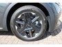 Kia EV6 Light Edition 63 kWh | DIRECT LEVERBAAR! | Navigatie | Camera | Ad. Cruise control | Stoel/stuurverw. | PDC V+A | LMV 19 inch