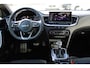 Kia Ceed Sportswagon 1.5 T-GDi 140PK GT-Line Aut. | DIRECT LEVERBAAR! | Panoramadak | Sportstoelen | Stoel/stuurverw. | PDC V+A | LMV 19 inch