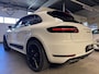 Porsche Macan 3.6 Turbo 400pk/Sportchrono/Pano/Carbon/Alcantara