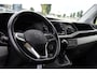 Volkswagen Transporter 2.0 TDI L1H1 30 Black Edition Cruise, Sensoren, Carplay, 150PK, Automaat, Trekhaak, Stoelverwarming, Standkachel