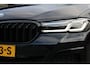 BMW 5-Serie Touring 530e x-Drive High Executive M-Sport - Dealer onderhouden Laser light - Panoramadak - Trekhaak - Apple Carpay - Head-up display