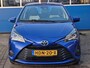 Toyota Yaris 1.0 VVT-i Connect / Dealer onderhouden / All season banden / Cruise control / Bluetooth / Camera