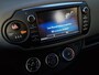 Toyota Yaris 1.0 VVT-i Connect / Dealer onderhouden / All season banden / Cruise control / Bluetooth / Camera