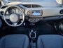 Toyota Yaris 1.0 VVT-i Connect / Dealer onderhouden / All season banden / Cruise control / Bluetooth / Camera