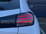 Peugeot 208 Allure Hybride 100pk | Parkeercamera/-sensoren (voor/achter) | Draadloze Telefoonlader | Full LED | Navigatie | Climate Control | Keyless Entry/Start | Apple Carplay/Android Auto |
