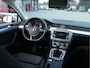 Volkswagen Passat Variant 1.4 TSI ACT Highline | Navigatie | Ergo Comfort | Stoelverwarming | Adaptieve Cruise Control | Climate Control | Metallic Lak | Privacy Glas | Lichtmetalen Velgen |