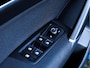 Volkswagen Touran 1.4 TSI Highline 7p | Navigatie | Stoelverwarming | Stuurwiel Verwarmd | Camera | Climate Control | LED Koplampen | Cruise Control | Parkeersensoren | Privacy Glas | Lichtmetalen Velgen | 7 Persoons |