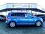 Volkswagen Touran 1.4 TSI Highline 7p | Navigatie | Stoelverwarming | Stuurwiel Verwarmd | Camera | Climate Control | LED Koplampen | Cruise Control | Parkeersensoren | Privacy Glas | Lichtmetalen Velgen | 7 Persoons |