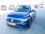 Volkswagen Tiguan 1.5 TSI Life Business | Navigatie | Stoelverwarming | Stuurwiel Verwarmd | Parkeersensoren | Lichtmetalen Velgen 17'' | Climate Control | Adaptieve Cruise Control | LED Koplampen | Introductiekleur |