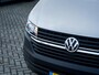 Volkswagen Transporter DC 2.0 TDI L2H3 30 Comfortline | Dubbele cabine| Trekhaak | Navigatie | Airco | Cruise Control | Parkeersensoren | Metallic Lak | DAB+ | Vloerplaat | Wandbekleding | Apple Carplay* | Android Auto* |