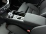 Volvo XC90 2.0 T8 Plug-in hybrid AWD Plus Dark | Luchtvering | Trekhaak | Getint glas | PDC + Camera |