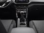 Volkswagen T-Cross Life Edition 1.0 TSI 95 pk 5 versn. Hand · Comfort pakket · Velgen 'ventura', 17 inch lichtmetaal · MEGA Sale