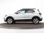 Volkswagen T-Cross Life Edition 1.0 TSI 95 pk 5 versn. Hand · Comfort pakket · Velgen 'ventura', 17 inch lichtmetaal · MEGA Sale