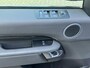 Land Rover Discovery 2.0 Td4 SE|Grijs Kenteken|4x4 wiel drive|Luchtvering|Cruise|Airco|Apple/Android Carplay|Pdc|EX. btw