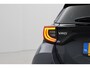 Toyota Yaris 1.5 Hybrid 130 GR SPORT | Panoramadak | Apple Carplay / Android Auto | Dodehoek detectie | JBL | Stoel-/stuurverwarming | Parkeersensoren voor/achter | 18 inch