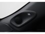 Toyota Yaris 1.5 Hybrid 130 GR Sport | Panoramadak | Navigatie | Dodehoek detectie | JBL | Stoel-/stuurverwarming | Parkeersensoren voor/achter | Apple Carplay / Android Auto | 18 inch