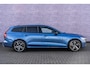 Volvo V60 T6 Twin Engine AWD R-Design | Navi | 360 Camera | Massage | Ventilatie | Harman Kardon Audio | BLIS | Stoel-/Stuurverwarming | Adaptieve Cruise | DAB | Full LED | Keyless | Elek. Stoelen | Getint Glas | Dodehoekdetectie | Park Assist | 19" LM
