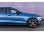 Volvo V60 T6 Twin Engine AWD R-Design | Navi | 360 Camera | Massage | Ventilatie | Harman Kardon Audio | BLIS | Stoel-/Stuurverwarming | Adaptieve Cruise | DAB | Full LED | Keyless | Elek. Stoelen | Getint Glas | Dodehoekdetectie | Park Assist | 19" LM