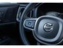 Volvo V60 T6 Twin Engine AWD R-Design | Navi | 360 Camera | Massage | Ventilatie | Harman Kardon Audio | BLIS | Stoel-/Stuurverwarming | Adaptieve Cruise | DAB | Full LED | Keyless | Elek. Stoelen | Getint Glas | Dodehoekdetectie | Park Assist | 19" LM