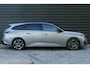 Peugeot 308 SW 1.6 HYBRID 180PK ALLURE PACK BUSINESS AUTOMAAT / NAVI (+ Apple/Android) / CLIMA / PDC / 17"LMV / COMFORTSTOELEN / STANDKACHEL (warmtepomp) / CRUISE (adaptief) / LED / KEYLESS /