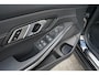 BMW 3-Serie 320i High Executive Edition | Head-up display | Schuif/Kantel dak |