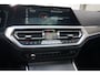 BMW 3-Serie 320i High Executive Edition | Head-up display | Schuif/Kantel dak |