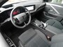 Opel Astra Sports Tourer 1.2 Turbo Hybrid GS | Nieuwe auto | Rondom camera | 18 inch lichtmetalen velgen | Stoel en stuurverwarming | Head up display | Panoramadak | Full options