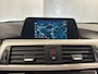 BMW 3-Serie 318i TOURING EXECUTIVE AUTOMAAT NAVIGATIE CRUISE CONTROL CLIMATE CONTROL STOELVERWARMING BLUETOOTH TELEFOON TREKHAAK PDC ZEER MOOI !! Brgl