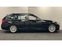 BMW 3-Serie 318i TOURING EXECUTIVE AUTOMAAT NAVIGATIE CRUISE CONTROL CLIMATE CONTROL STOELVERWARMING BLUETOOTH TELEFOON TREKHAAK PDC ZEER MOOI !! Brgl