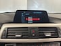 BMW 3-Serie 318i TOURING EXECUTIVE AUTOMAAT NAVIGATIE CRUISE CONTROL CLIMATE CONTROL STOELVERWARMING BLUETOOTH TELEFOON TREKHAAK PDC ZEER MOOI !! Brgl