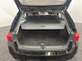 BMW 3-Serie 318i TOURING EXECUTIVE AUTOMAAT NAVIGATIE CRUISE CONTROL CLIMATE CONTROL STOELVERWARMING BLUETOOTH TELEFOON TREKHAAK PDC ZEER MOOI !! Brgl