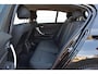 BMW 1-Serie 120i Executive * WINTER/ZOMER BANDEN * STOELVERWARMING * APK 2026 *