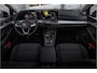 Volkswagen Golf 1.5 eHybrid 204 Pk Life Edition | Panorama dak | 19" LM | Trekhaak | Camera | Stoel + Stuurverw. |