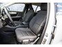 Volvo XC40 1.5 T4 Recharge Inscription Expression | CarPlay | Navigatie | Parkeer Camera | DAB+ | Parkeersensoren Voor en Achter | Keyless |