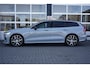 Volvo V60 2.0 B4 Ultra Dark | Heico styling kit | Panoramadak | Harman/Kardon | Google Infotainment | Nappa Lederen Sportstoelen | 20'' Velgen