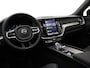 Volvo XC60 T6 350pk Plug-in hybrid AWD Plus Dark / Harman en Kardon audio / Contourstoelen / Panorama dak / Camera voor en achter / Elektrisch verstelbare stoelen /