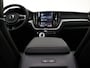 Volvo XC60 T6 350pk Plug-in hybrid AWD Plus Dark / Harman en Kardon audio / Contourstoelen / Panorama dak / Camera voor en achter / Elektrisch verstelbare stoelen /