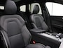 Volvo XC60 T6 350pk Plug-in hybrid AWD Plus Dark / Harman en Kardon audio / Contourstoelen / Panorama dak / Camera voor en achter / Elektrisch verstelbare stoelen /