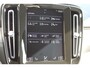 Volvo XC40 T2 Automaat Inscription | Navigatie | Stoelverwarming | Trekhaak | Stuurwielverwarming | Adapatieve Cruise Control | Dodehoekdetectie |