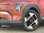 Kia EV3 Plus Advanced 81.4 kWh | *Direct Leverbaar* | *€3.000,- Korting* | *563KM WLTP | Navi | Camera | Panoramadak | EL. Achterklep | Bel 079 361 64 44 voor een afspraak