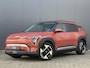 Kia EV3 Plus Advanced 81.4 kWh | *Direct Leverbaar* | *€3.000,- Korting* | *563KM WLTP | Navi | Camera | Panoramadak | EL. Achterklep | Bel 079 361 64 44 voor een afspraak
